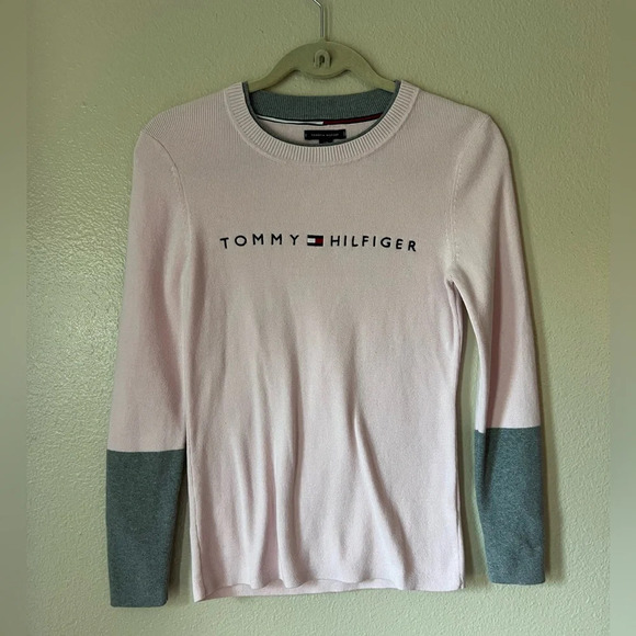 TOMMY HILFIGER‎ Sweater 2 for $22 ❇️ - Picture 1 of 5